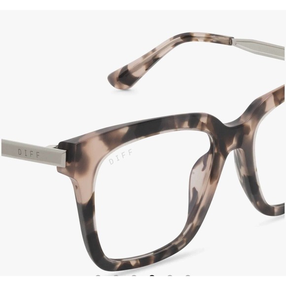 Diff Bella Blue Light Blocker Glasses - Picture 3 of 8